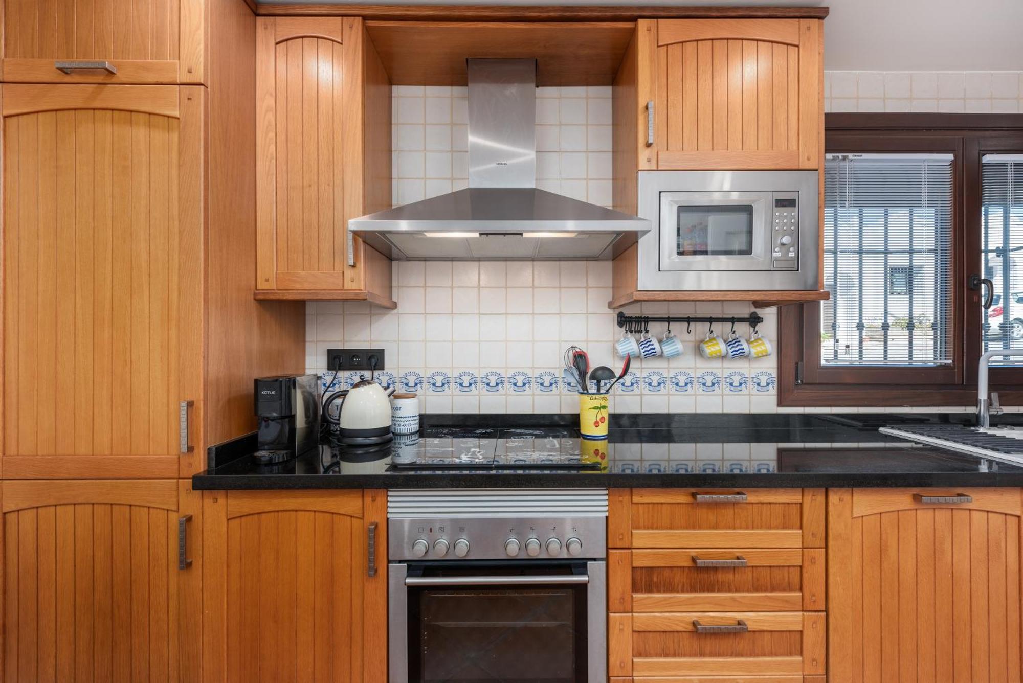 Stylish 3 Bed House 2 Bathrooms, With Patio, Roof Terrace And Communal Pool 5 Minutes Away From The Beautiful Spanish White Village Of Casares Pueblo And Only 20 Mins From The Sea Экстерьер фото